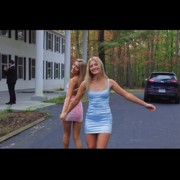 Meet your Posher, Romina - Picture 1 of 1